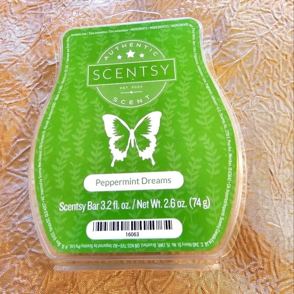 NEW Scentsy Holiday Market and Peppermint Dreams Wax Bars - Picture 4 of 5